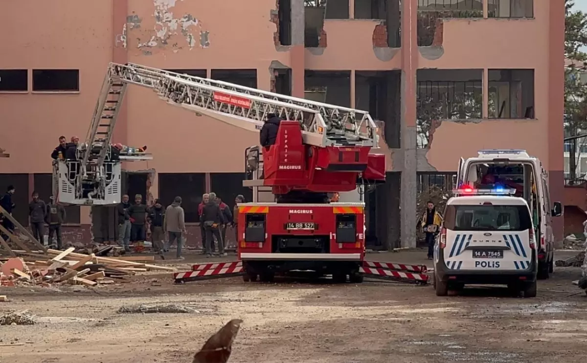 Bolu’da İnşaat İşçisi İskelenin 1. Katına Düştü